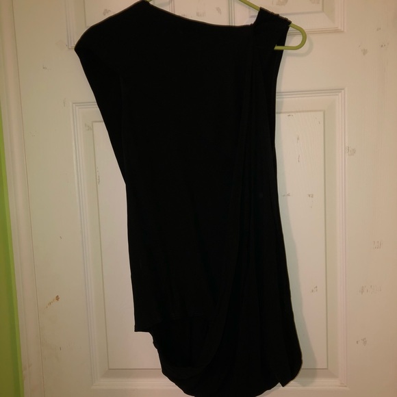 Wayne Asymmetrical Tunic Tank - Picture 4 of 4